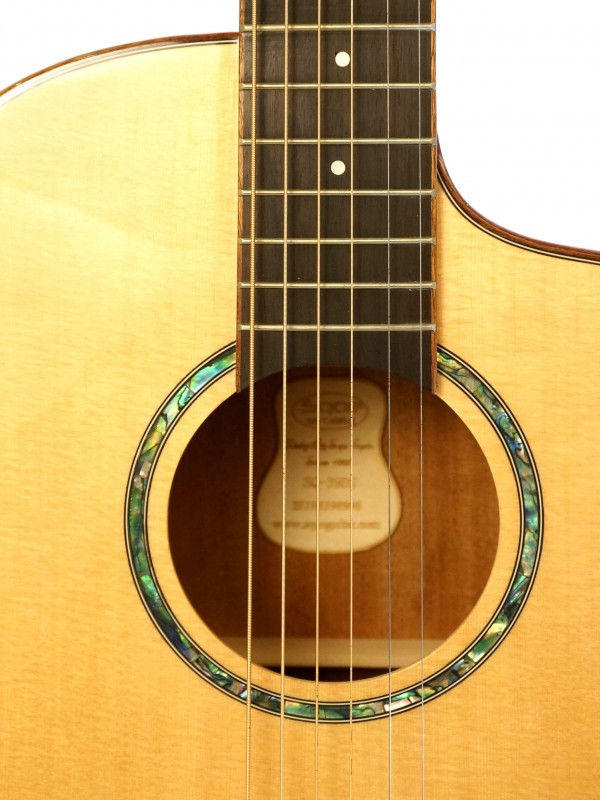 縮圖：SQOE 39″ SQ39DS (SPRUCE SOLID)