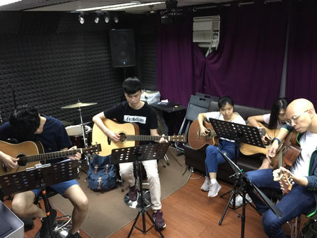 ⭐️⭐️暑期木結他班 