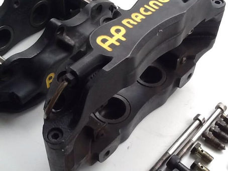 AP RACING キャリパー点検