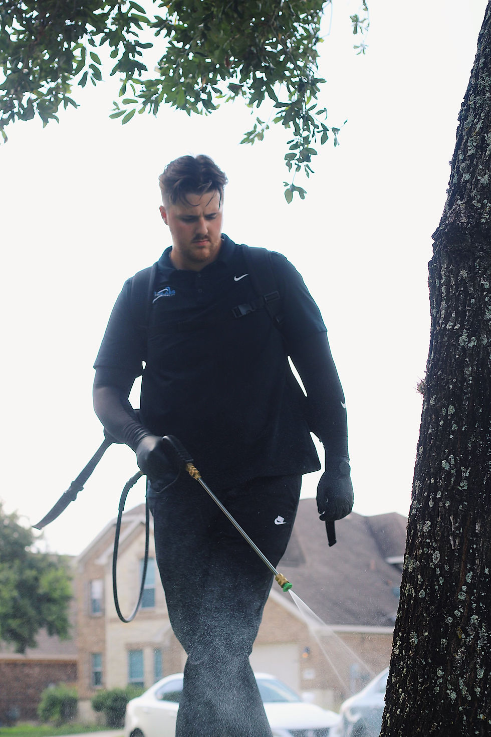 man doing a pest control treatment
