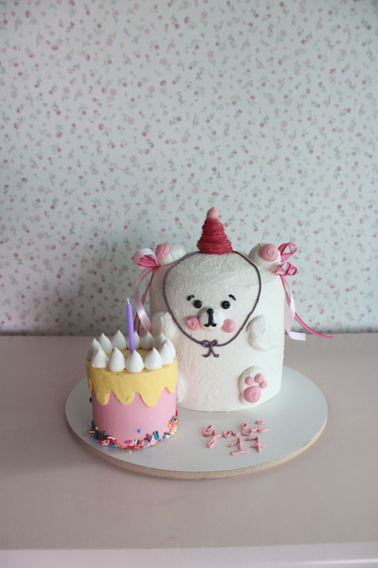 Baunilha Bordô | Bolos personalizados para festas e casamentos | Ateliê de bolos e doces