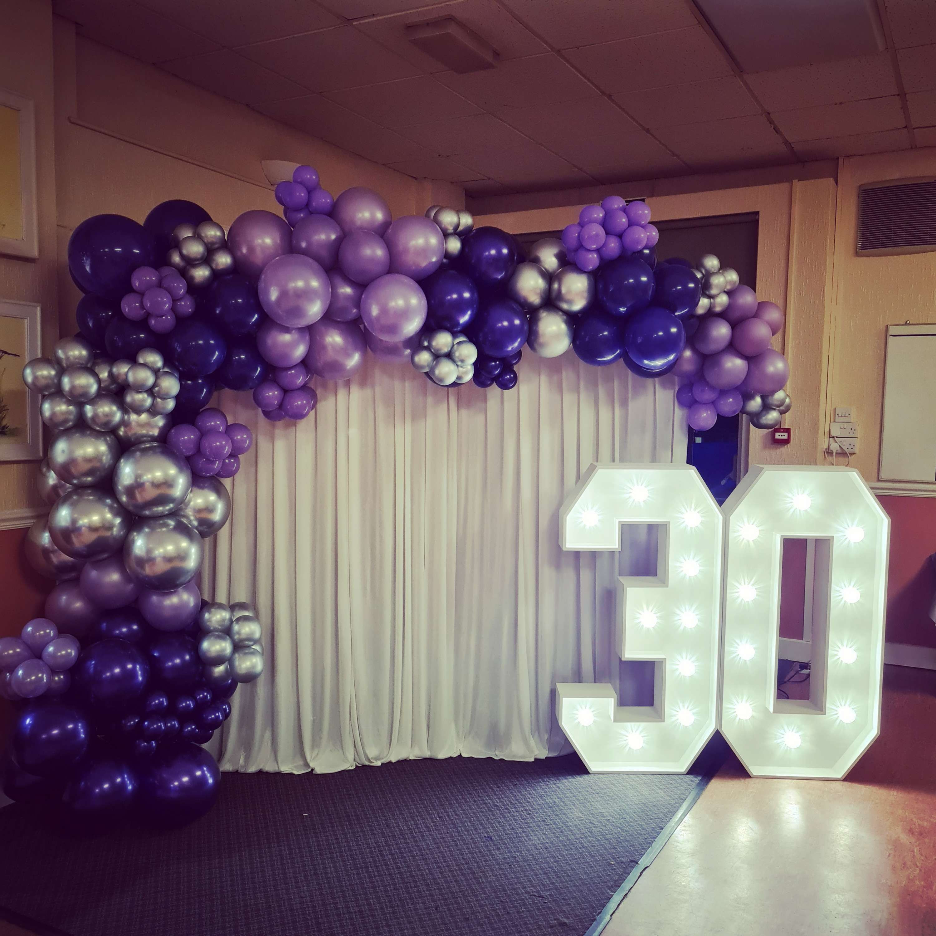 1 metre Balloon Garland collection basis (no chrome )