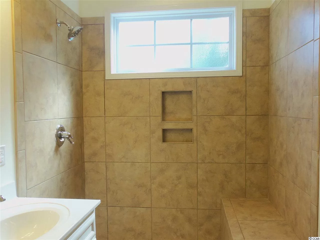 lw master bath 2