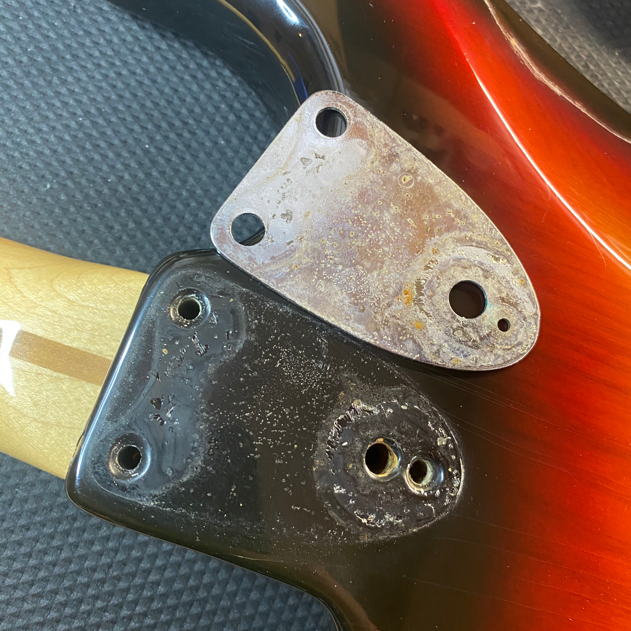 1975 Fender Stratocaster - Thumbnail 5