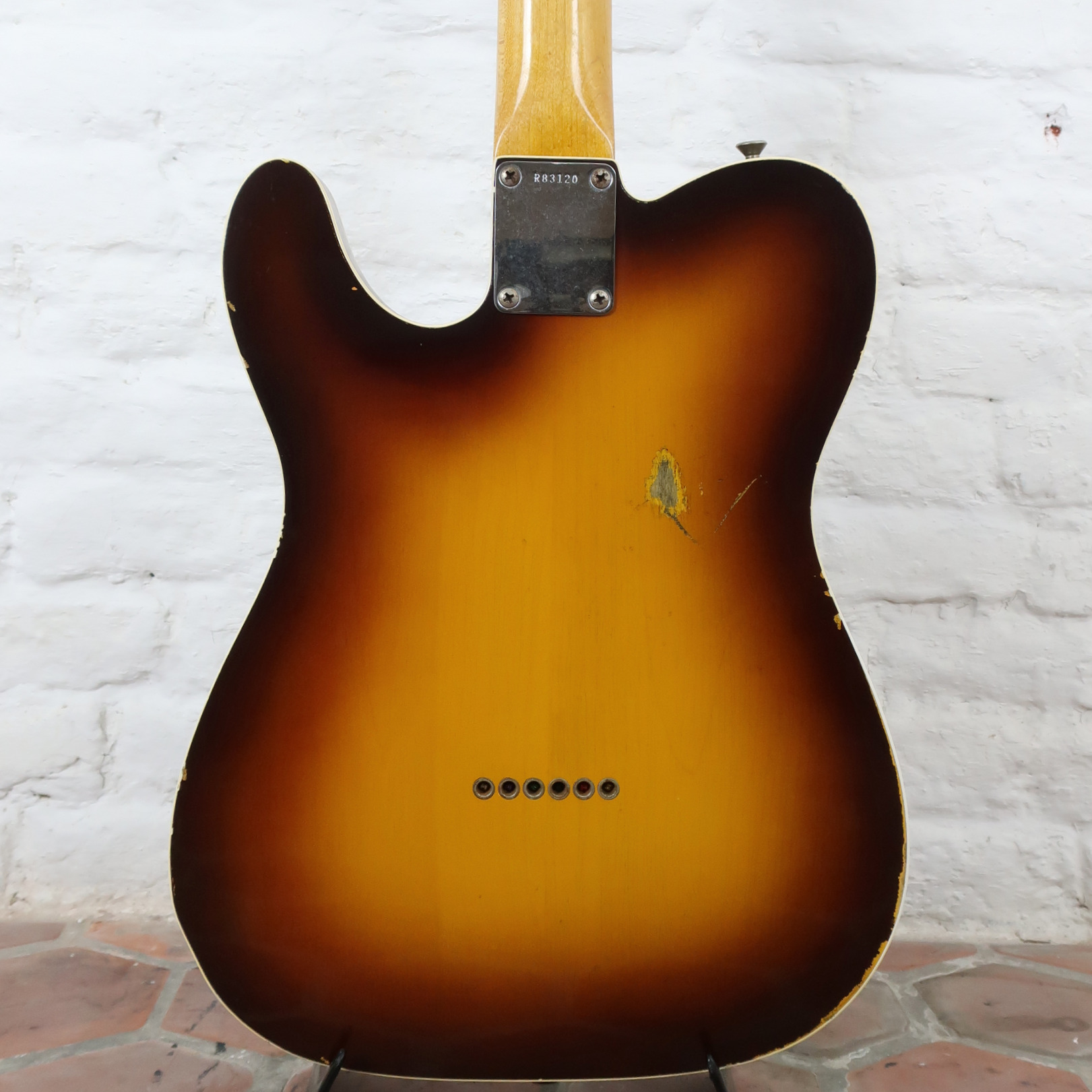 2015 Fender Tele custom CS - Thumbnail 2
