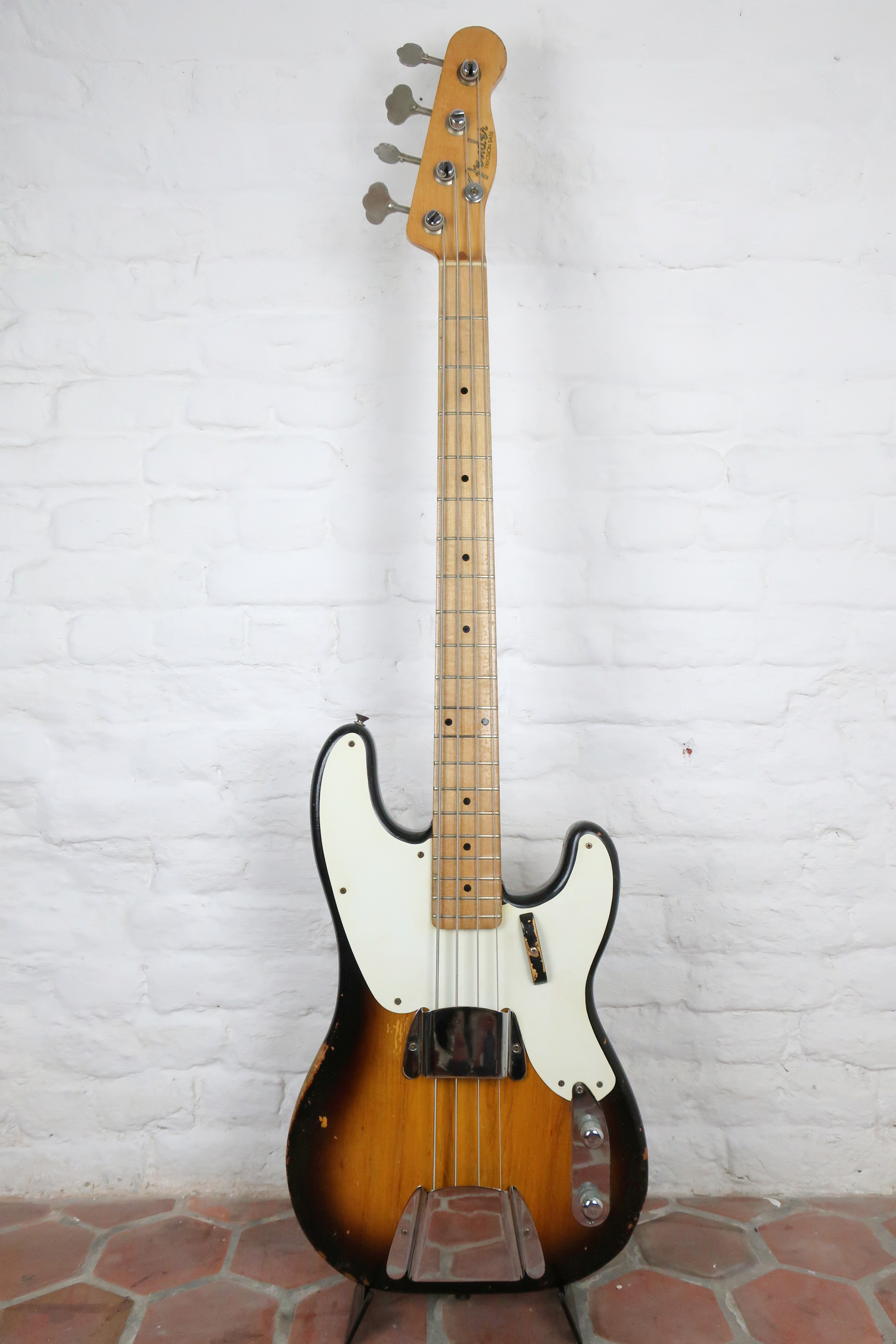 1955 Fender Precision - Thumbnail 3