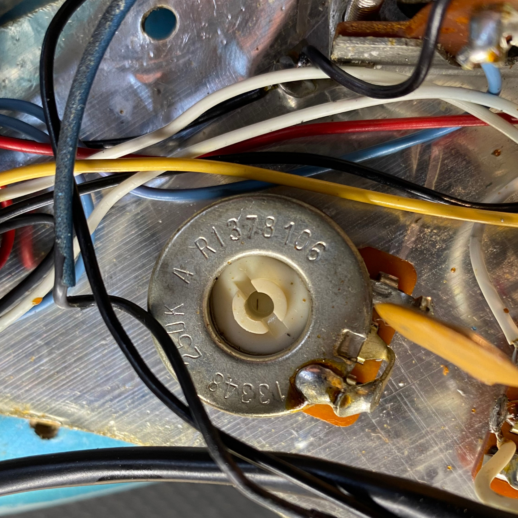 1981 Fender "The STRAT" - Thumbnail 5