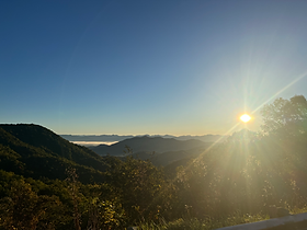 mountain sun appalchain.HEIC
