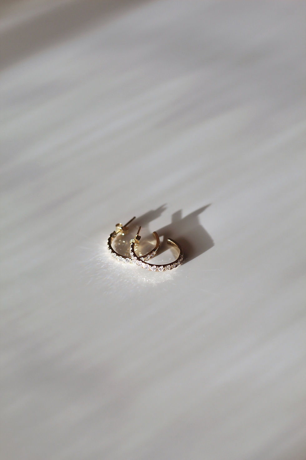 Are You Buying Real Solid Gold—or Just “Gold” in the Title?