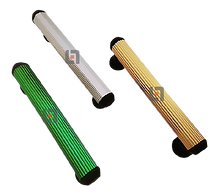 Jaladera tubular estriada
