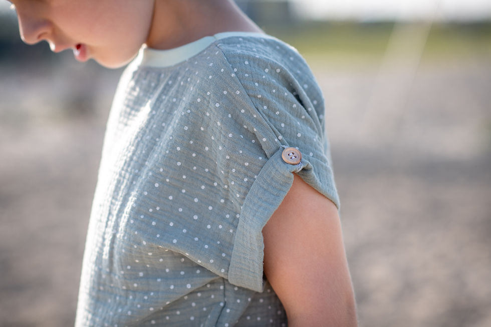 Miniaturbild: kurzärmliges shirt „fläck“ – lässiges musselin t-shirt für kinder