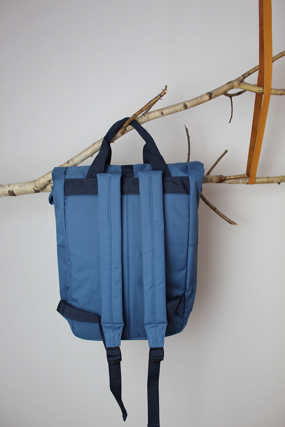 Miniaturbild: nachhaltiger rucksack: vielseitiger wickel- und daypack im rolltop-design