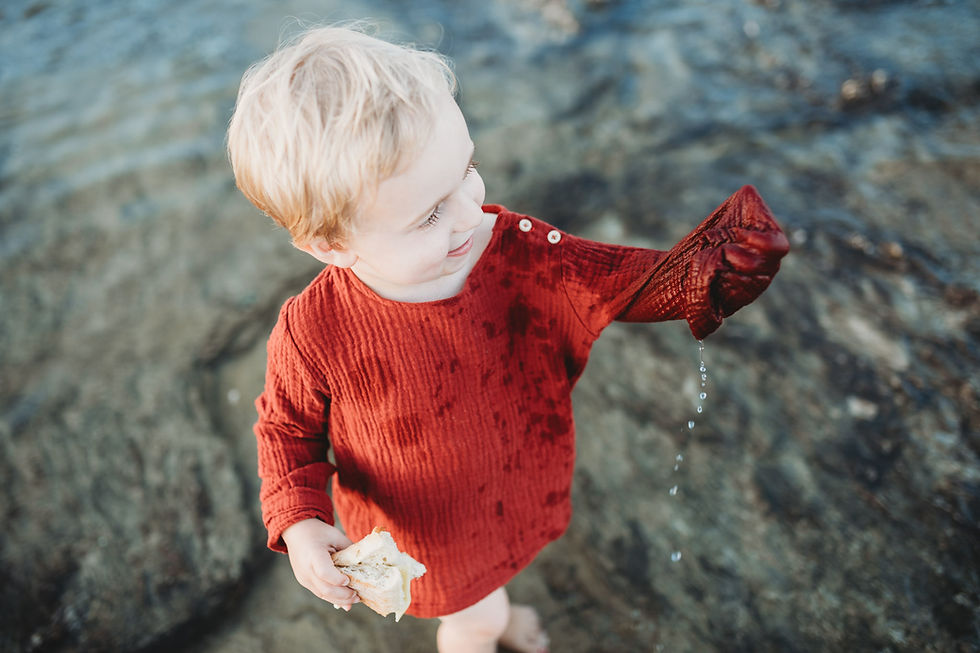 Miniaturbild: musselin hemd für kinder – unisex langarmbluse aus baumwolle mit holzknöpfen