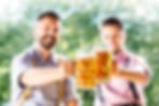 Männer mit Bier