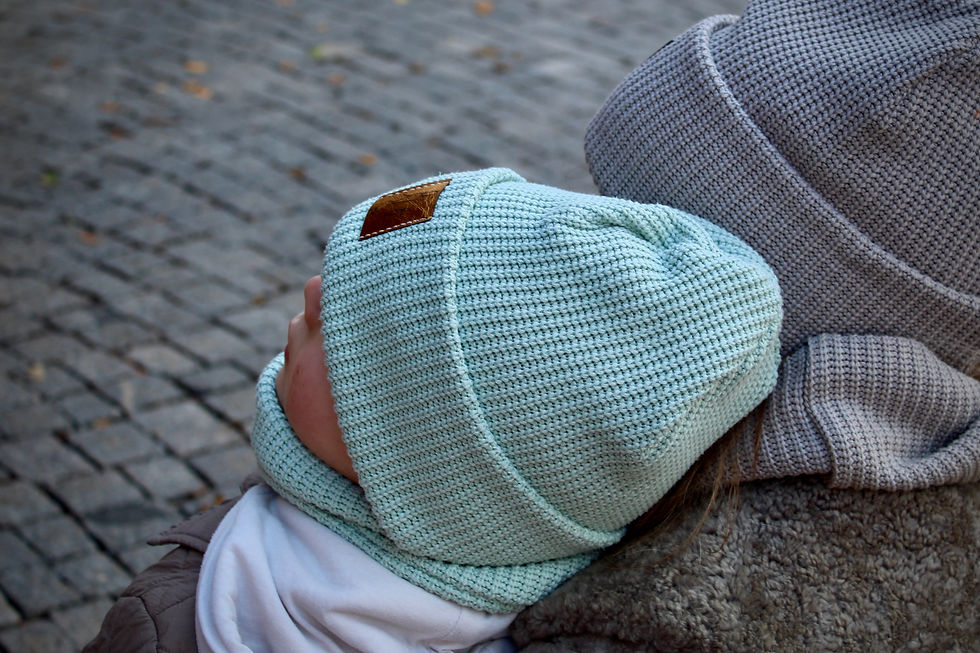 Miniaturbild: luxuriöse beanie mütze set | stylischer partnerlook für familie & freunde