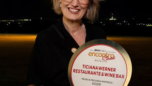 Ticiana Werner recebe Prêmio Especial Sebrae e fica entre os três melhores de Brasília na categoria de buffet