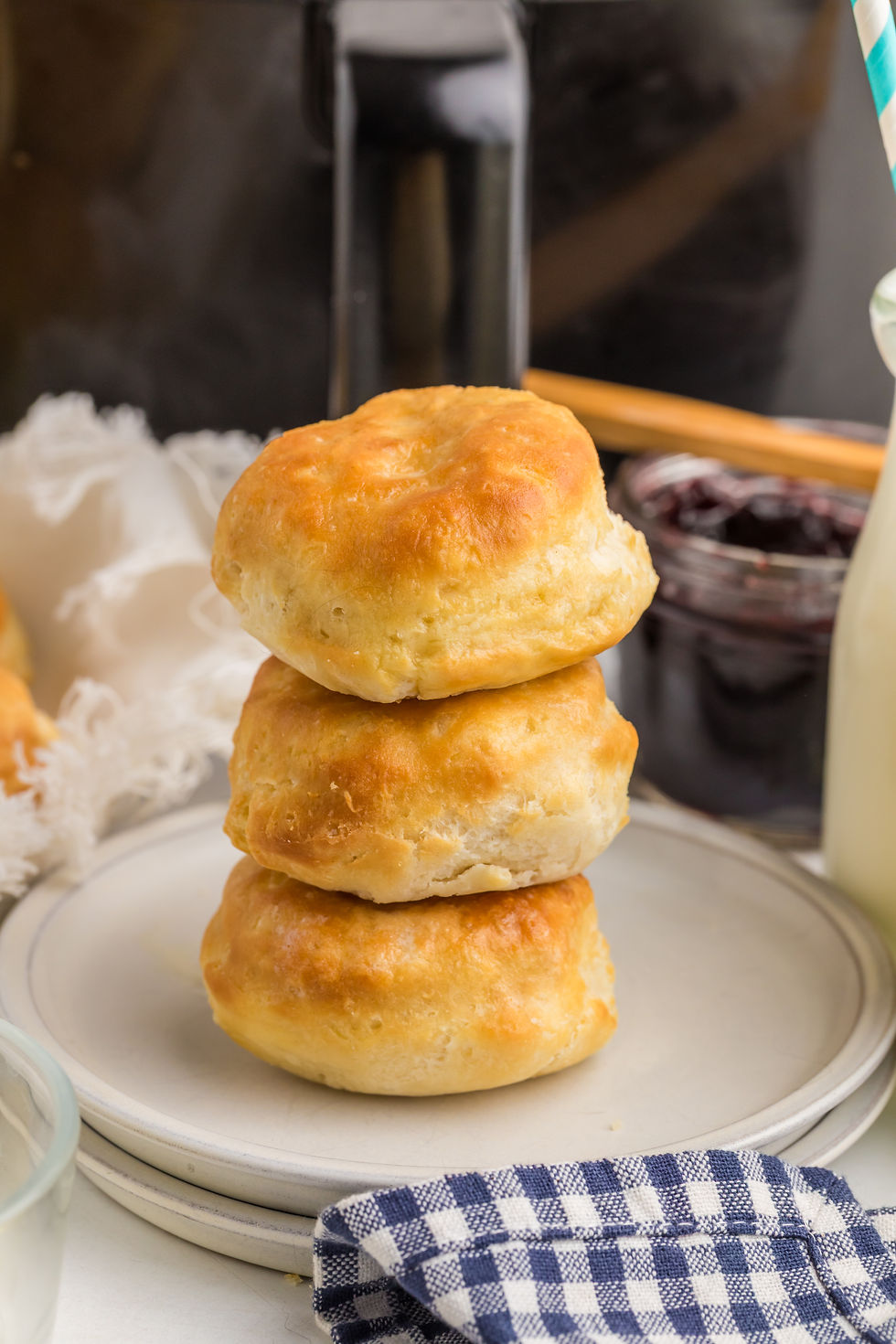 Thumbnail: Exclusive: Air Fryer Frozen Biscuits