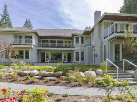 新屋建筑  34th Ave, Surrey