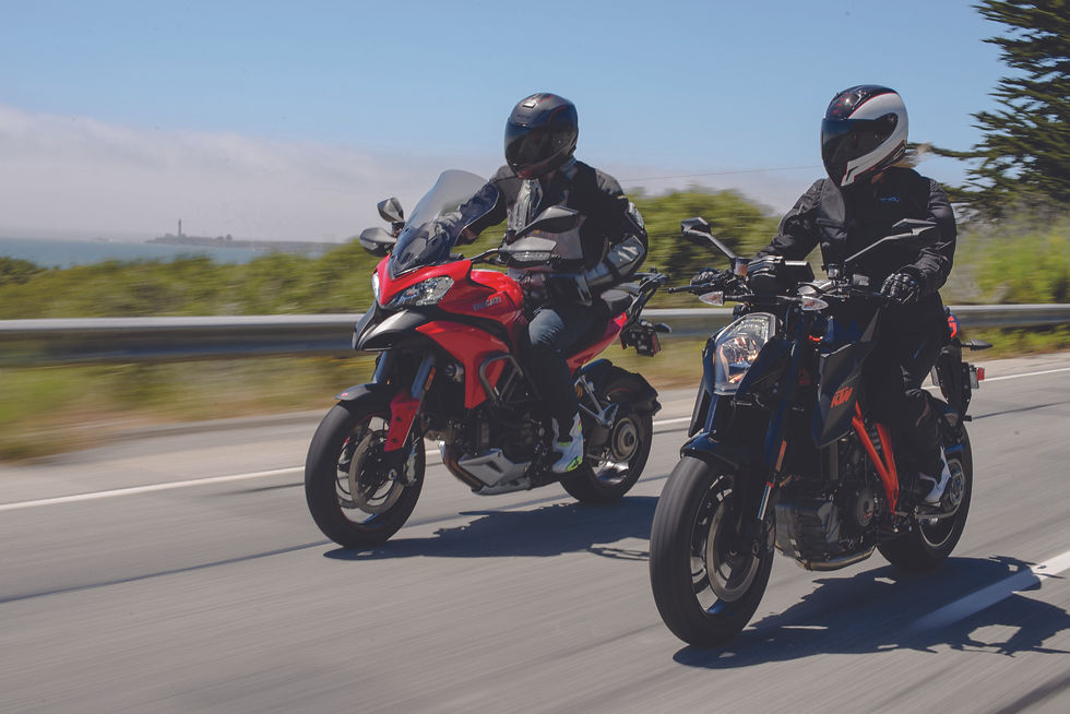 AIRNEST-black-driving-with-TOURING_2