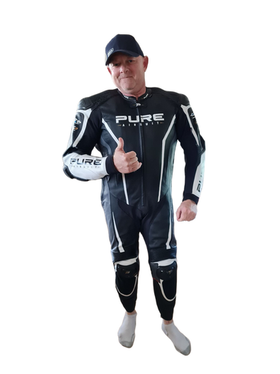 Paul Rogers Grey Airsuit.png