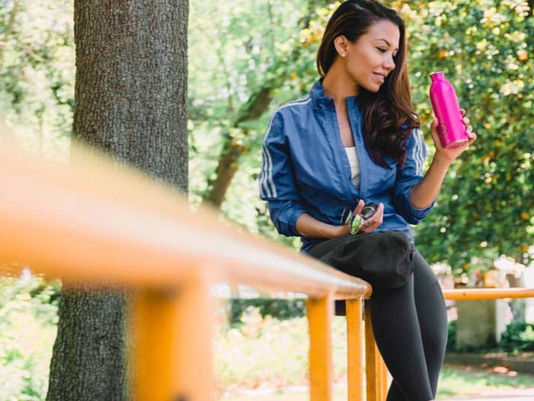 El poder de la hidratación: Cómo el agua impacta tu rendimiento y salud