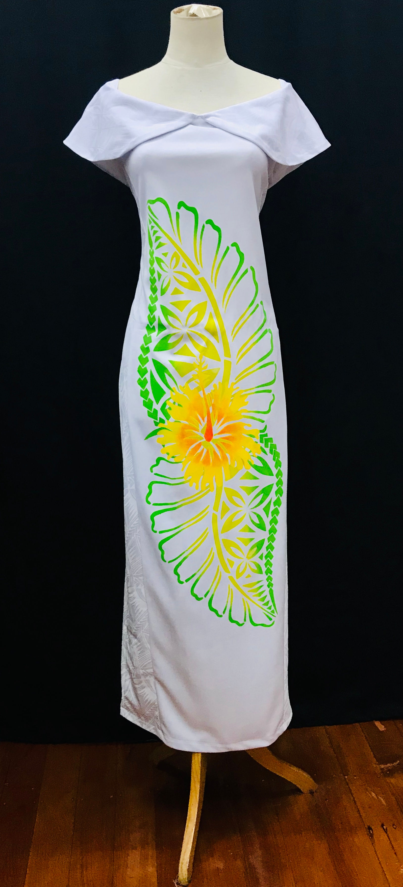 White Hand Print Classic Dress Style