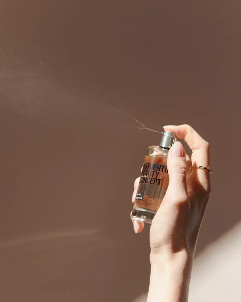 A B C limitierte WOUF Cosmetic Bag by Studio C