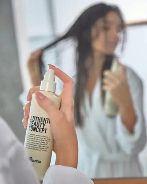 Miniaturbild: Replenish Spray Conditioner