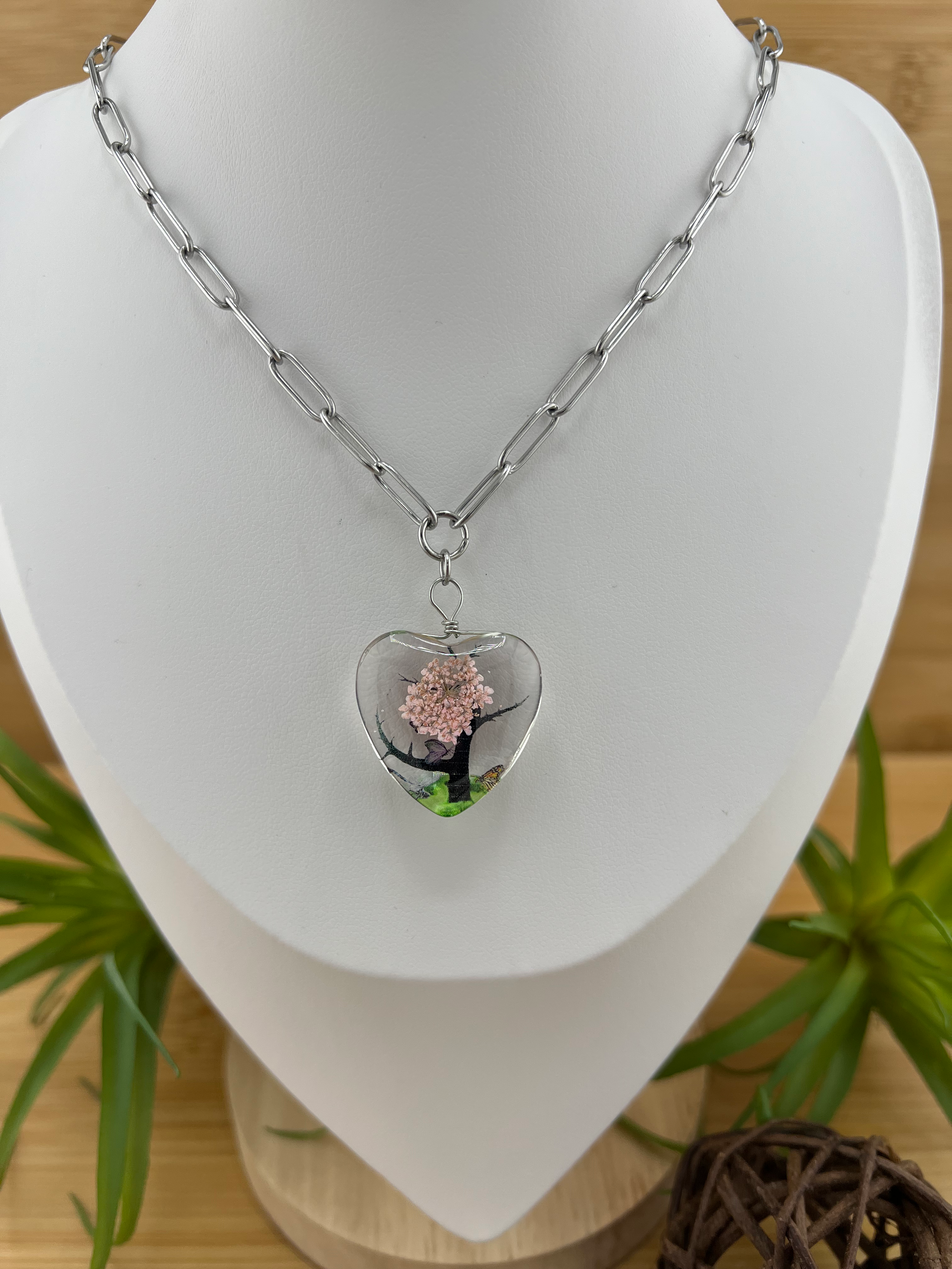 Glass Dried Flower Heart Necklace 