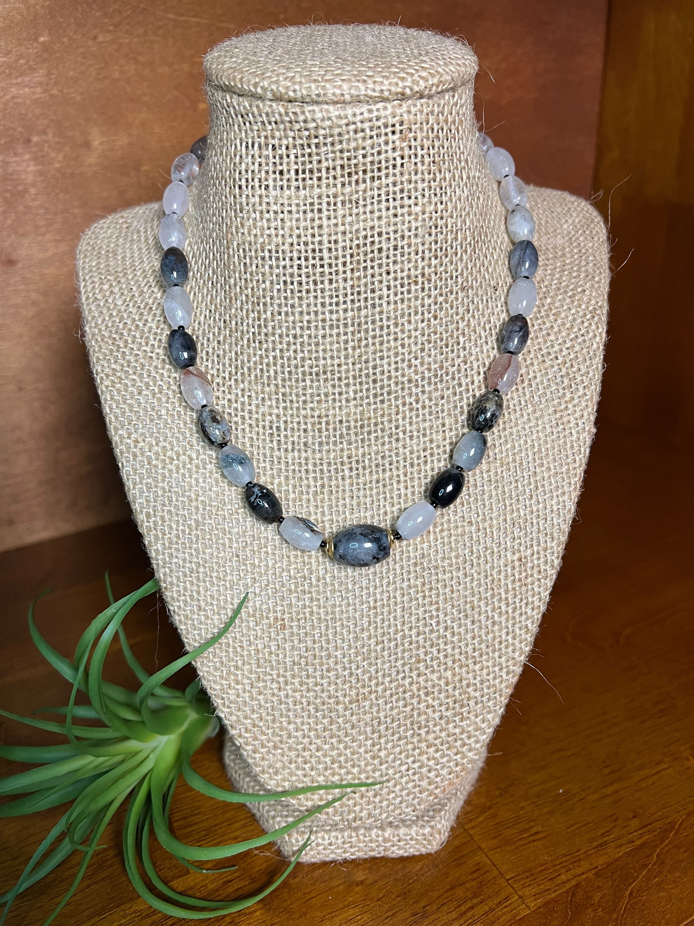 Agate & Labrodorite Necklace