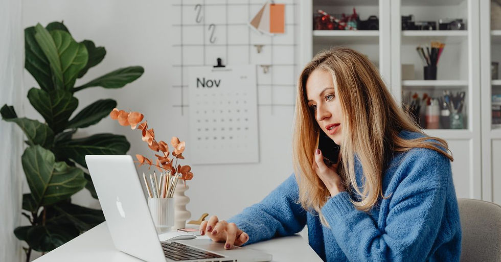 Online coach converting a lead into a client through a discovery call