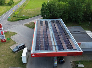 Fotowoltaika przemysłowa i instalacje PV dla dużych obiektów stacje paliw