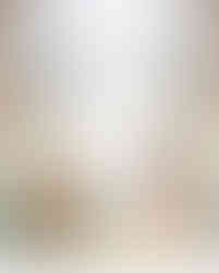 Sahar Wahidi and man praying