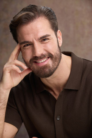 Foto del actor español Javier Martínez. Residente en Madrid y nacido en Bilbao. Actor de Cine, TV y Teatro.