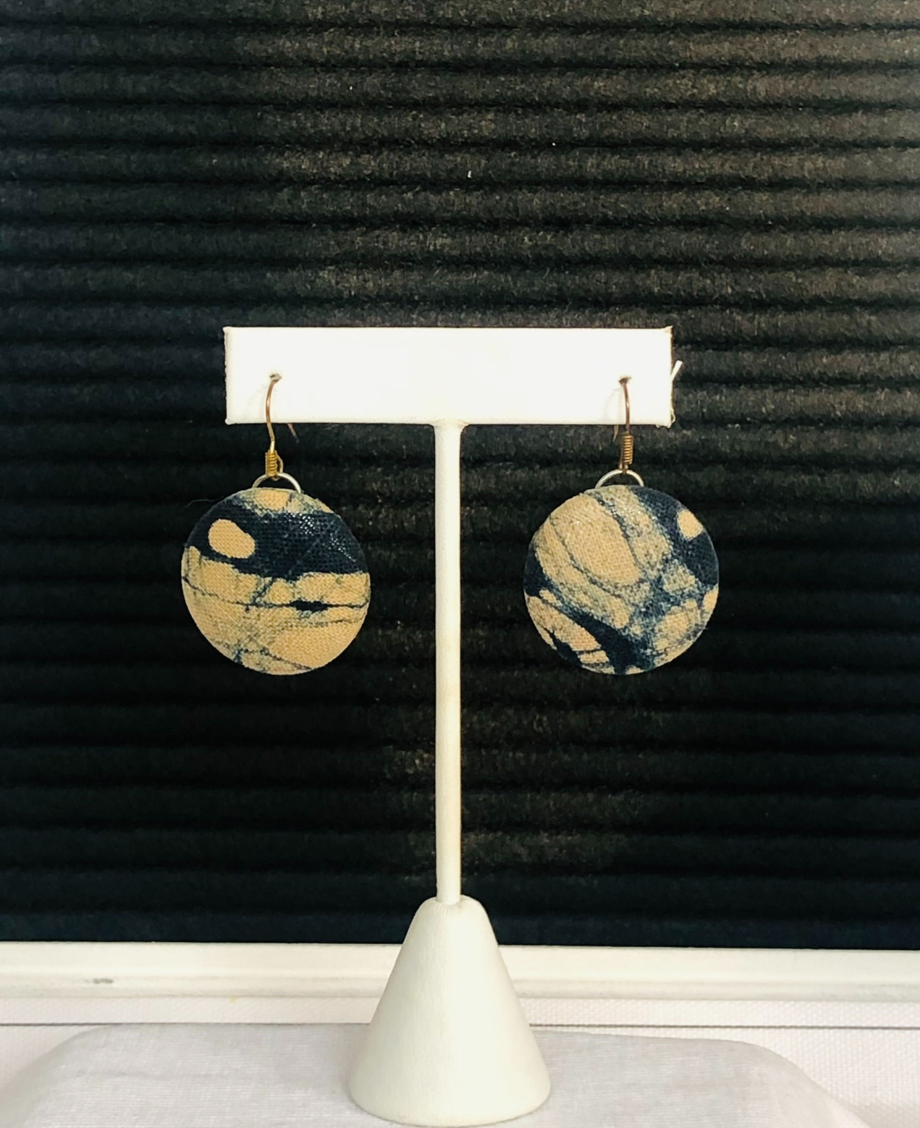 Tea Stain dangle Button Earrings