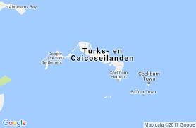 De Turks- en Caicoseilanden liggen ten zuidoosten van de Bahama's