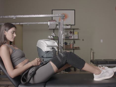 Support and Stability: Articulated Knee Wrap for Active Individuals