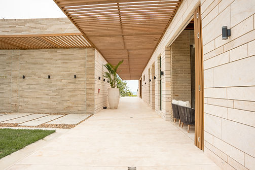 exterior-11.jpg