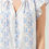 Miniatura: Evelyn Floral Splited Neck Blouse