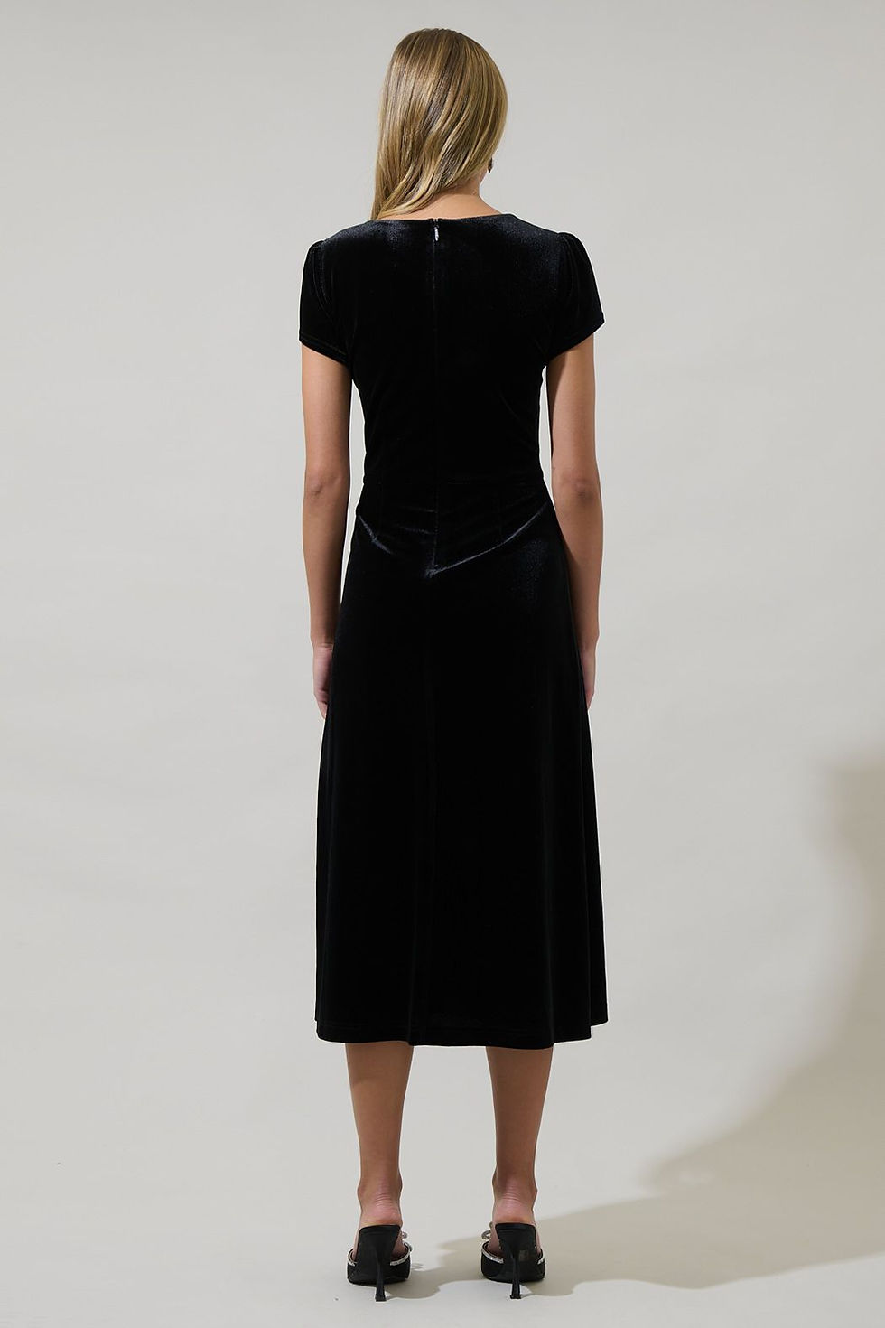 Miniatura: Clarise Velvet Cut Out Midi Dress