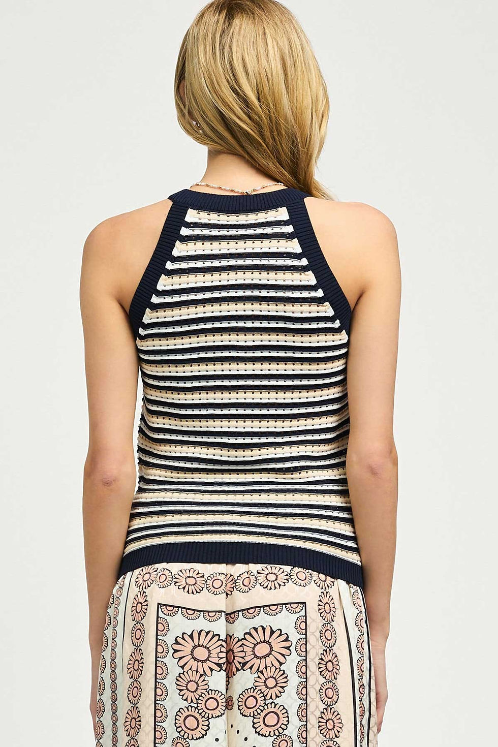 Miniatura: Allie Sleeveless Haulter Neck Tank Top