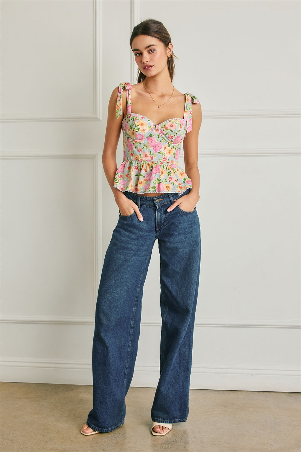 Miniatura: Vera Peplum Top