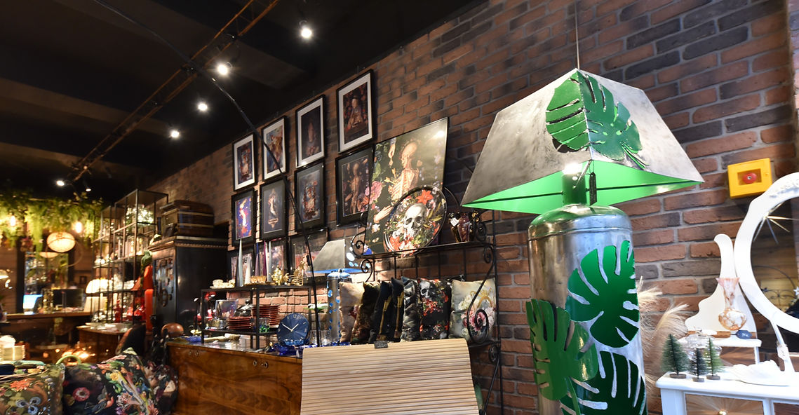 2021-12-30 16.55_edited.jpg