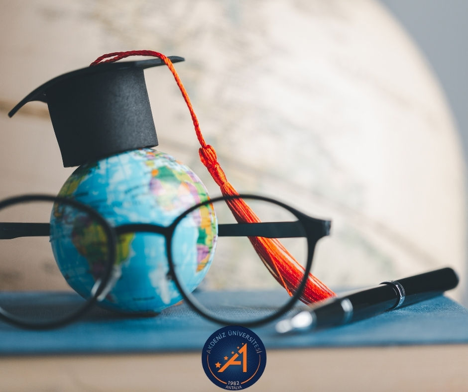 Akdeniz Üniversitesi – Doktora Tezi Nasıl Sonuçlandırılır ve Diploma Hangi Şartlarda Verilir?