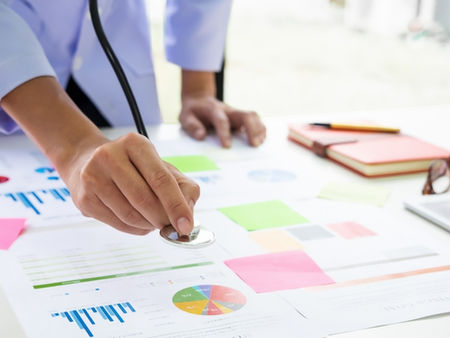 İstatistikte Parametrik ve Parametrik Olmayan Testler: Tanımlar, Varsayımlar ve Karşılaştırmalar