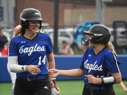 Grain Valley softball remains undefeated