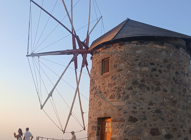 WhatsApp Image 2025-11-24 at 19.26.44 (3).jpeg