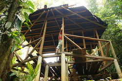 Construcción Baño Seco- Simón Serrano