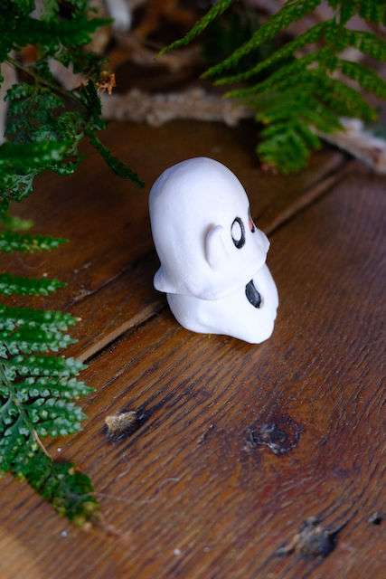 Thumbnail: Super scary Ghost on Skull