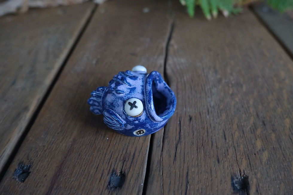 Thumbnail: Dead Fish Ring Holder --SALE--